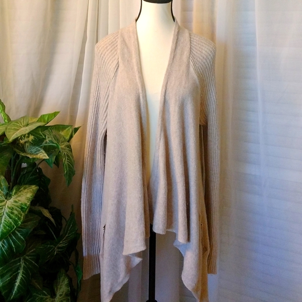 ⚜️ American Eagle Outfitters Swing Cardigan Wool Sweater